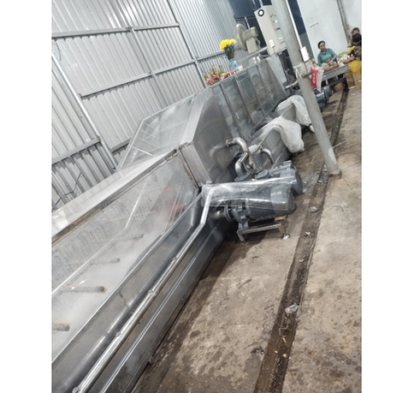 Máy rửa trái cây - Thanh Long